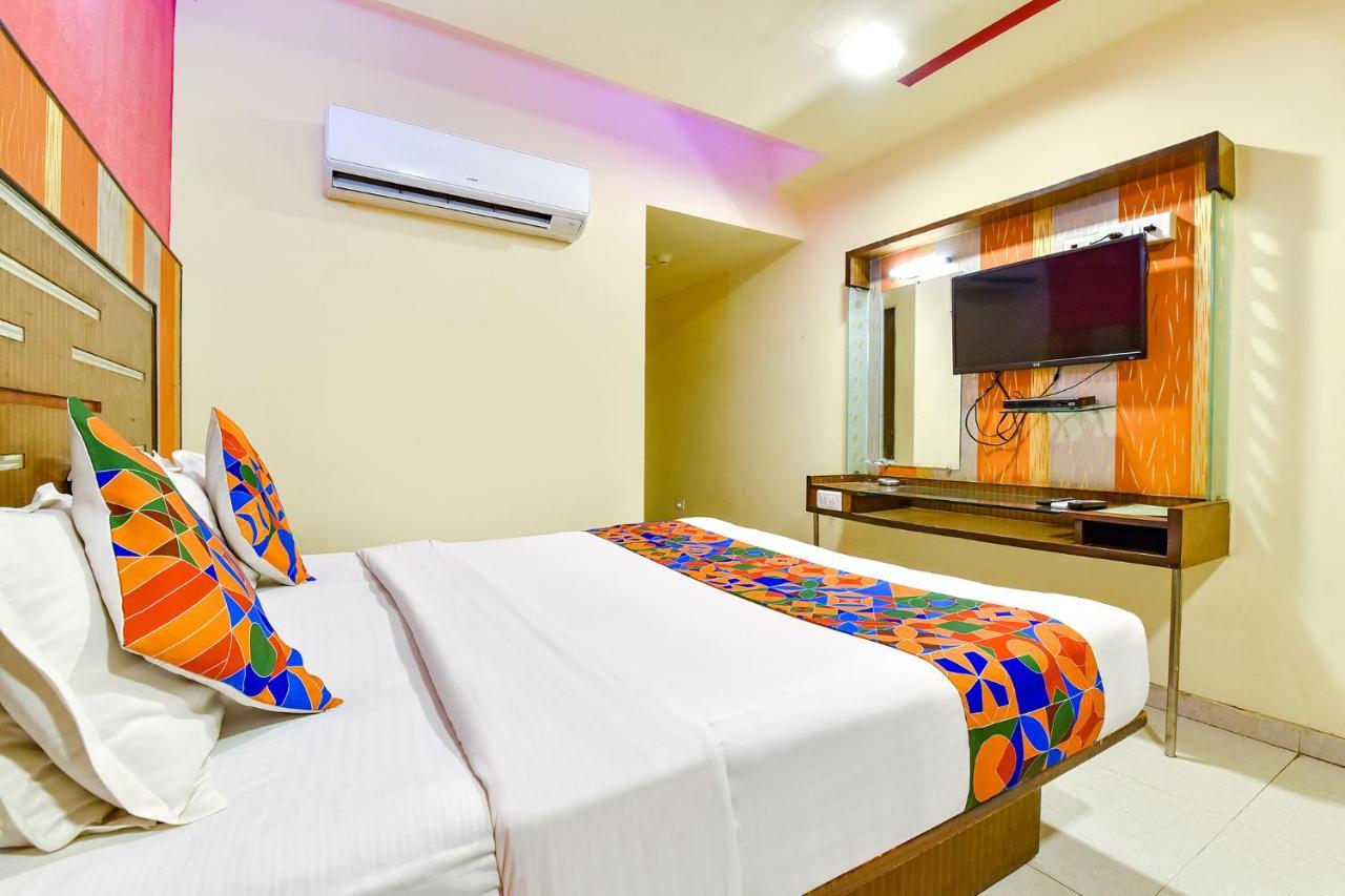 Fabhotel Kadamb Inn Αχμπανταμπάντ Εξωτερικό φωτογραφία